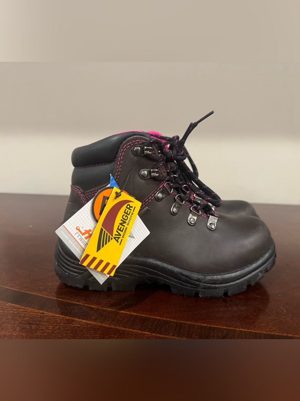 Avenger Women’s Brown/Pink Steel Toe Work Boots Model A7125